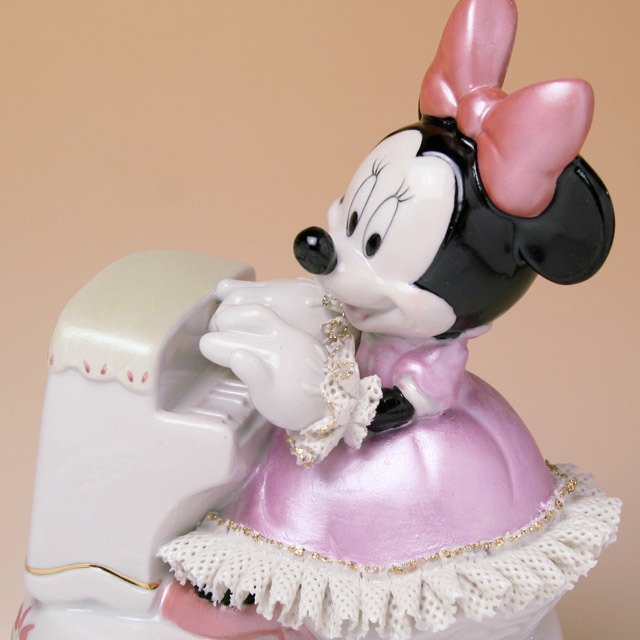 Disney ミニー ピアノ オルゴール 磁器 レース人形 音楽雑貨 音楽グッズ 音楽ギフト