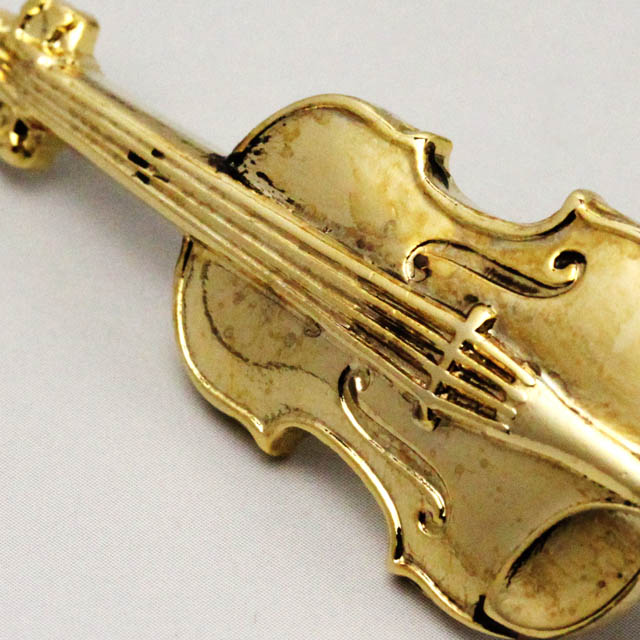 レリーフ調 ブローチ 《ヴァイオリン》 GOLD color 音楽雑貨