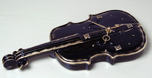 陶器製掛時計　ヴァイオリン 黒