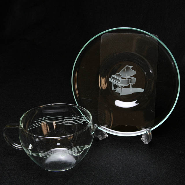 クリスタル 耐熱 グラスカップ ソーサー グランドピアノ 音符 楽譜 音楽雑貨 音楽グッズ 音楽ギフト