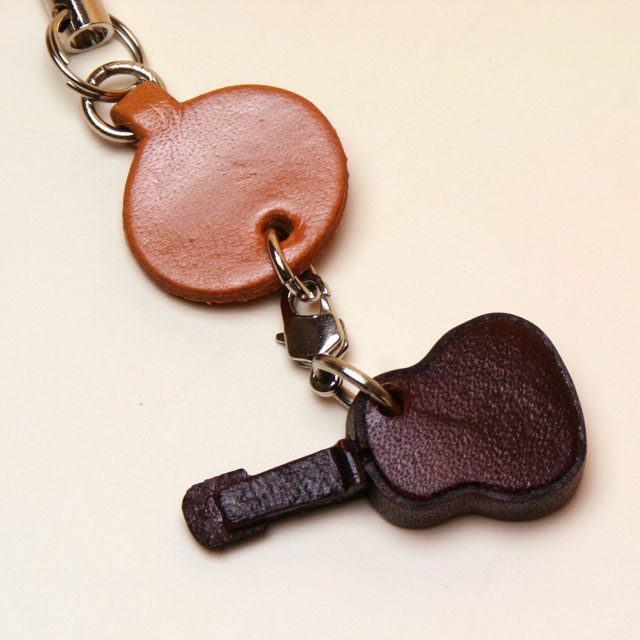 本革製携帯ストラップ クラシックギター Guitar 音楽雑貨 音楽小物 音楽ギフト 音楽グッズ