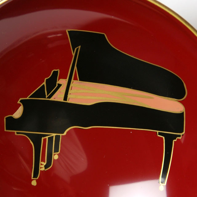 【未使用品】 ピアノ塗装 楕円テーブル 鏡面仕上げワインレッド 未使用品】 ピアノ塗装 楕円テーブル 鏡面仕上げワインレッド 中古