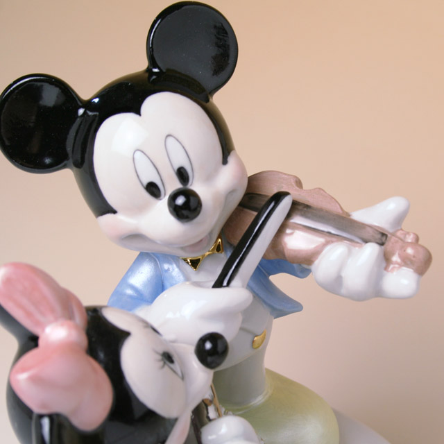 Disney ヴァイオリンを弾くミッキーとフルートを奏でるミニー レース人形オルゴール 音楽雑貨・アクセサリー専門店 ♪ プレリュード