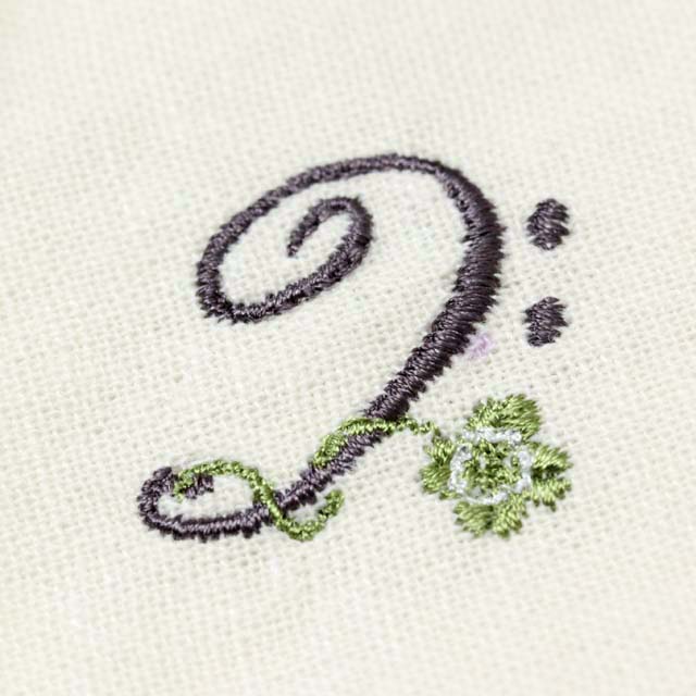 ミルクホワイト 音楽刺繍マスク ヘ音記号 音楽雑貨 音楽グッズ