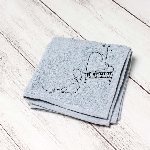 スケッチ刺繍 タオルハンカチ 《 ト音記号とグランドピアノ 》 132511