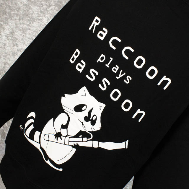 Raccoon plays Bassoon ファゴット バスーン パーカー音楽雑貨 音楽グッズ