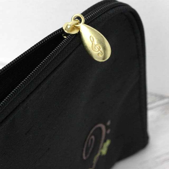 ヘ音記号 マルチポーチ スケッチ刺繍 音楽雑貨