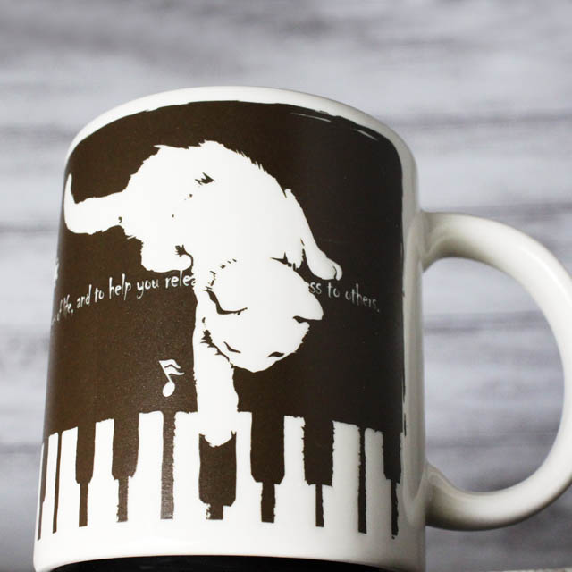猫はピアニスト ピアノ鍵盤 マグカップ 音楽雑貨 音楽グッズ ピアノグッズ