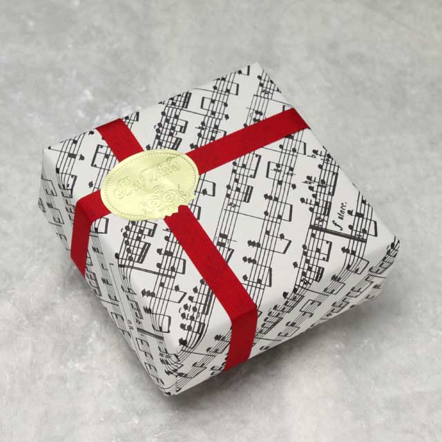 包装紙 ラッピング用紙 ギフトラッピング 楽譜 大譜表 イタリア製 音楽雑貨 音楽ギフト ラッピングペーパー