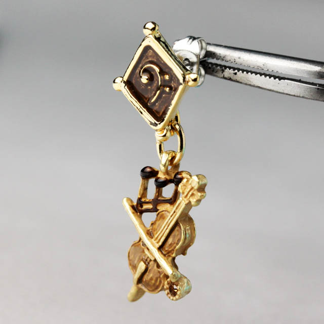 チェロ ヘ音記号 ピアス イヤリング 音楽雑貨 音楽ギフト 音楽アクセサリー